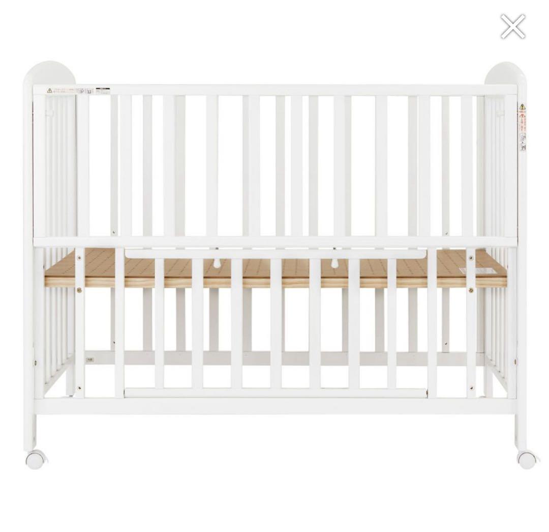 カトージ　ベビーベッド　70cm×120cm