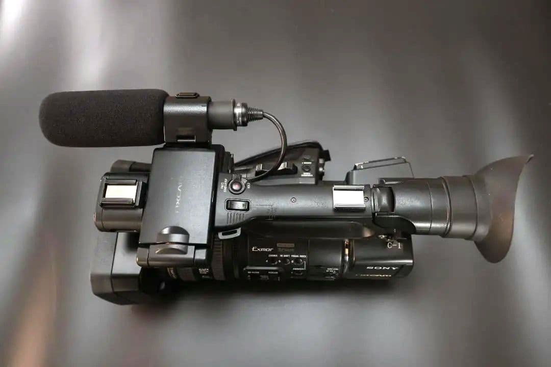 SONY HXR-NX5J+128GBフラッシュメモリー+専用バッグ付★完動品★