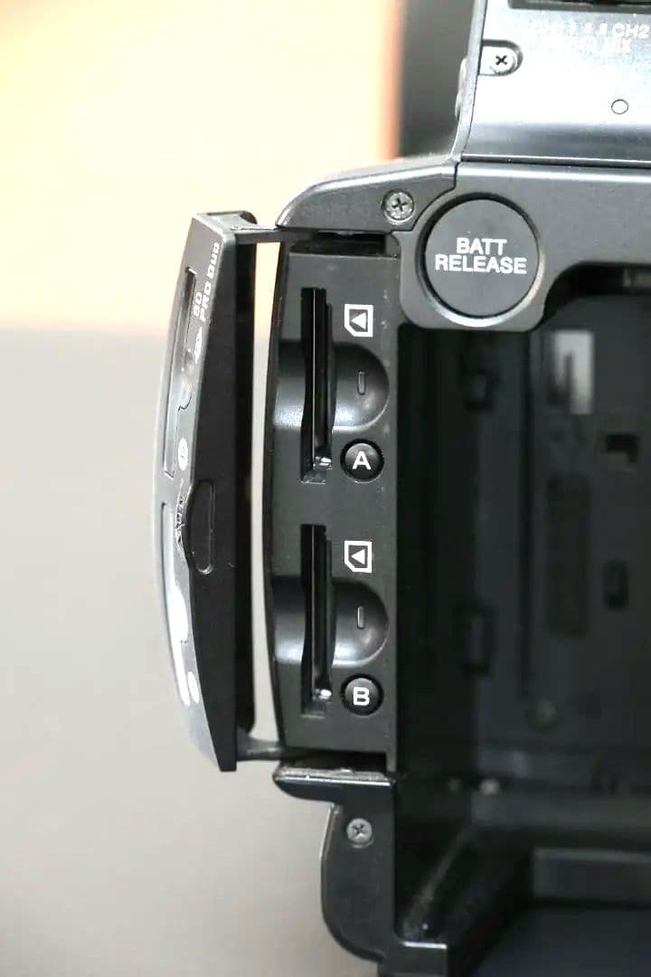 SONY HXR-NX5J+128GBフラッシュメモリー+専用バッグ付★完動品★