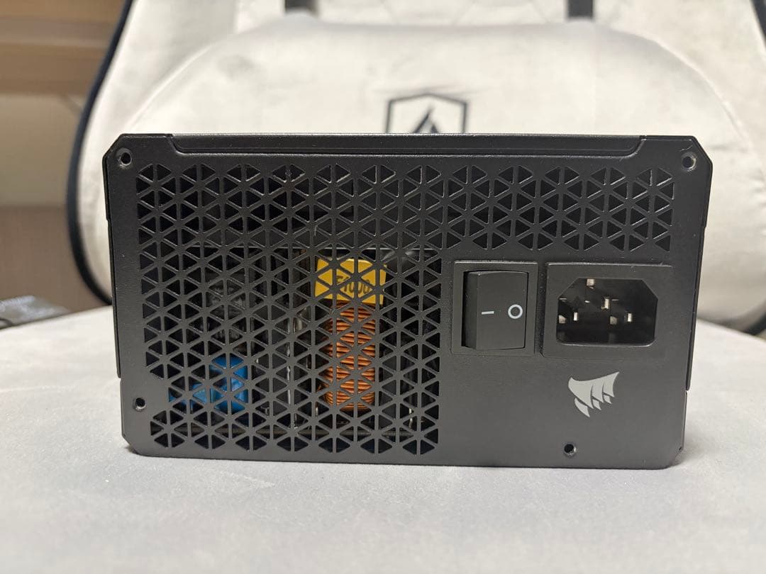 電源ユニット Corsair RM1000e 1000w 80plus Gold