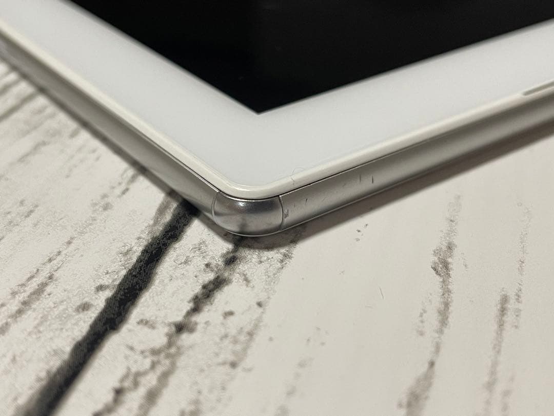 Xperia Z4 Tablet au SOT31 + キーボード BKB50