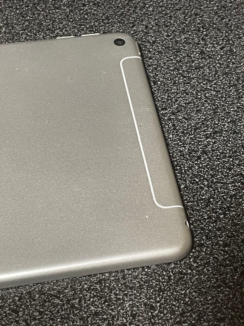 Apple iPad mini 5シルバー 本体セルラー