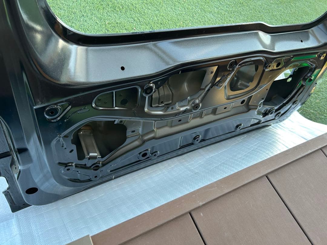 スズキ ジムニー (JB64W) 純正リアゲート/バックドア