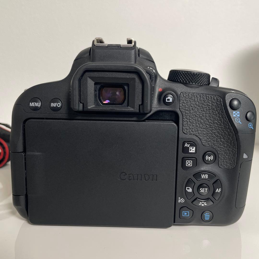 Canon EOS Kiss X9i ダブルズームキット付 デジタル一眼レフ