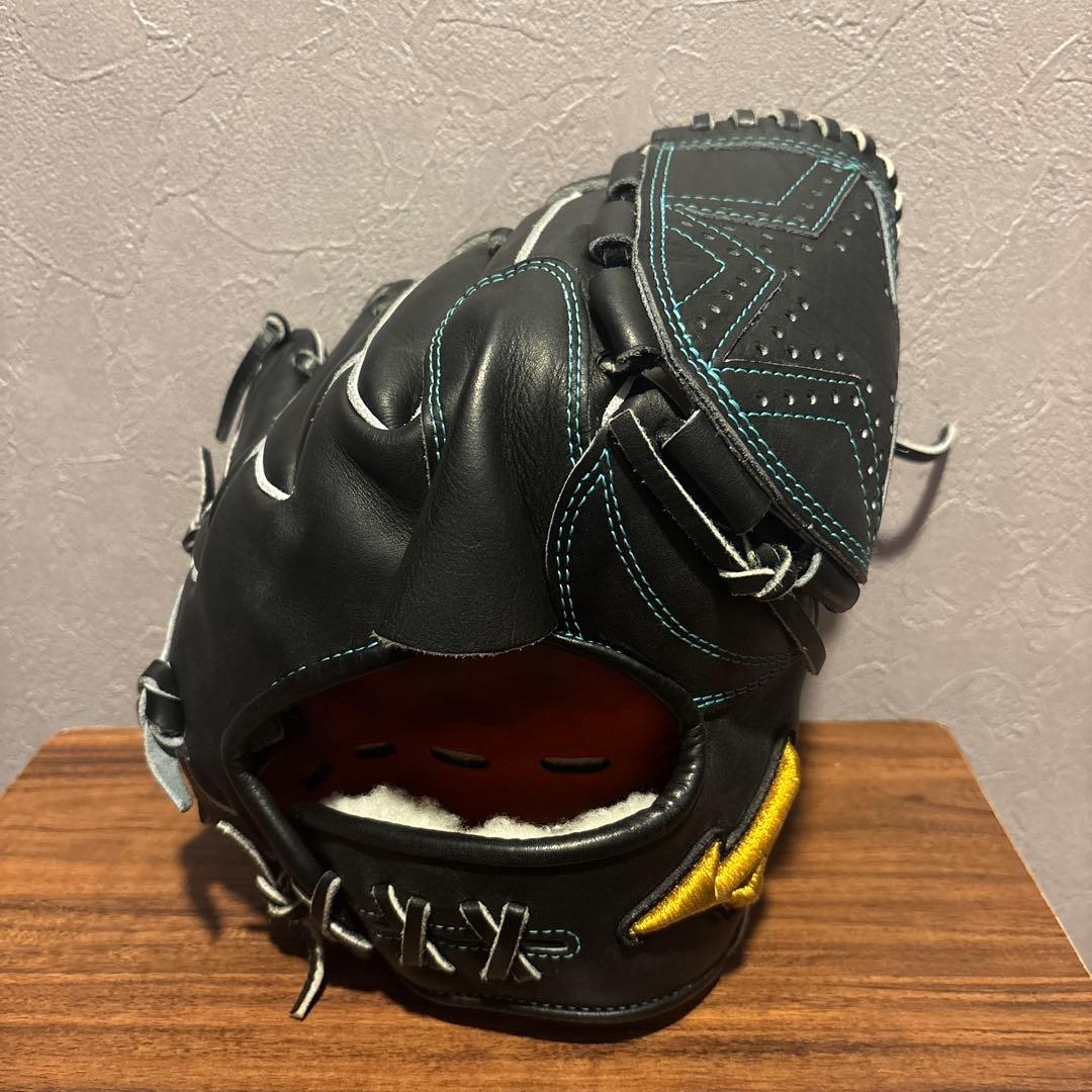 ミズノプロ　硬式オーダー投手用　AXI型