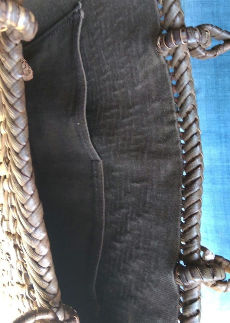 T*I様 美品　　工芸品　山葡萄　網代編み　 かごバッグ 　どんぐりチャーム付