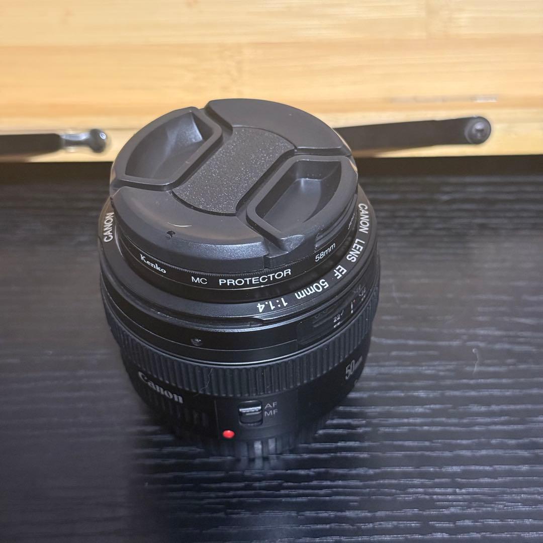 Canon 単焦点レンズ EF50mm F1.4 USM EFマウント