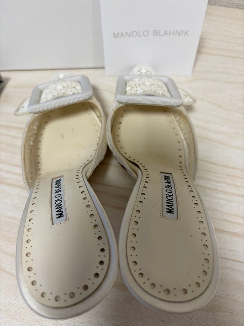 マノロブラニク　メイセール　レース　ホワイト　ミュールパンプス　36