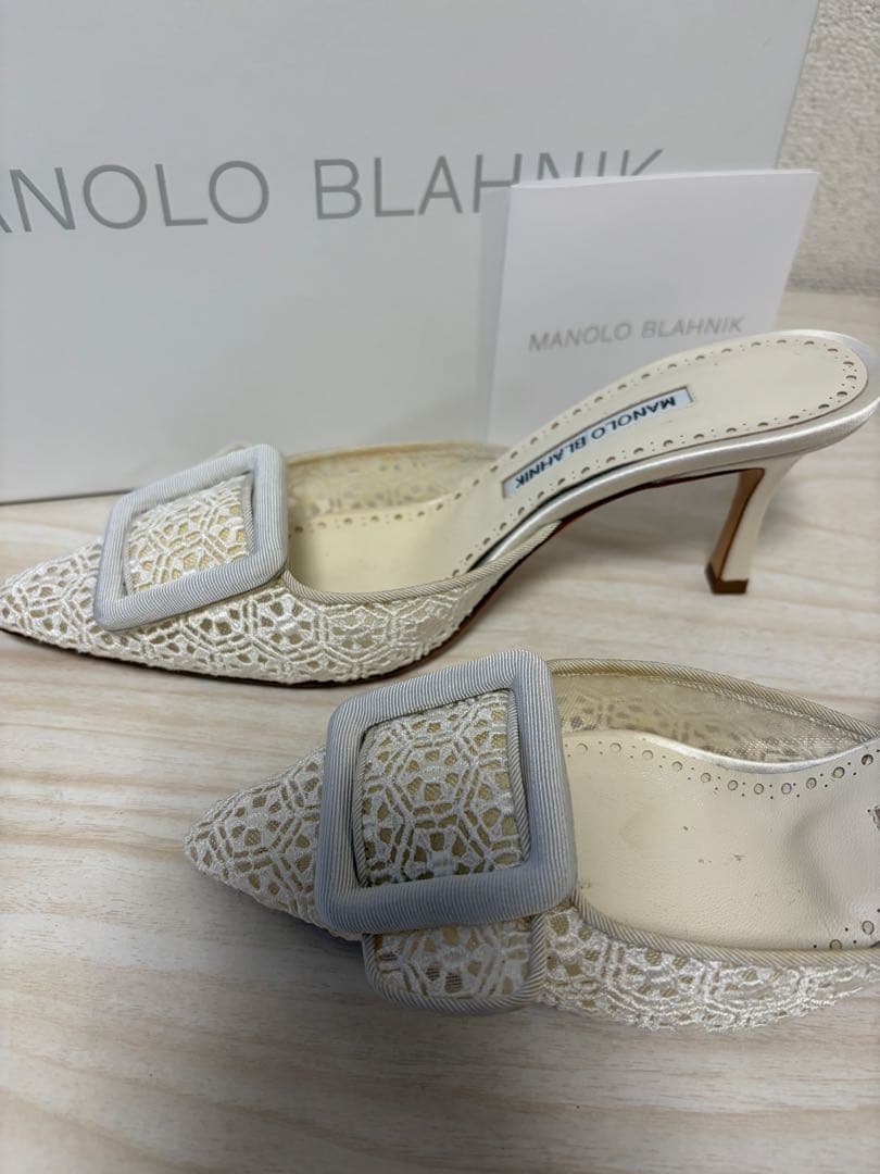 マノロブラニク　メイセール　レース　ホワイト　ミュールパンプス　36