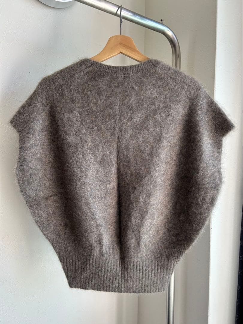 NOBLE ブラウン Vネック ノースリーブニットベスト