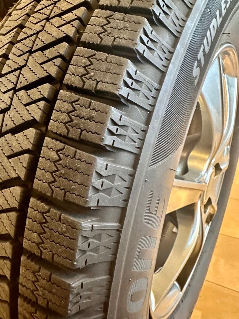 ほぼ新品タイヤ1本（走行距離わずか／パンク時の緊急交換品）