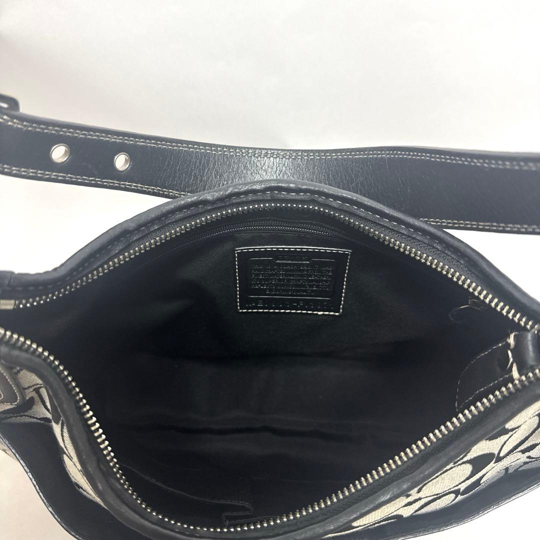 【美品】COACH シグネチャー ターンロック ホーボー ワンショルダーバッグ