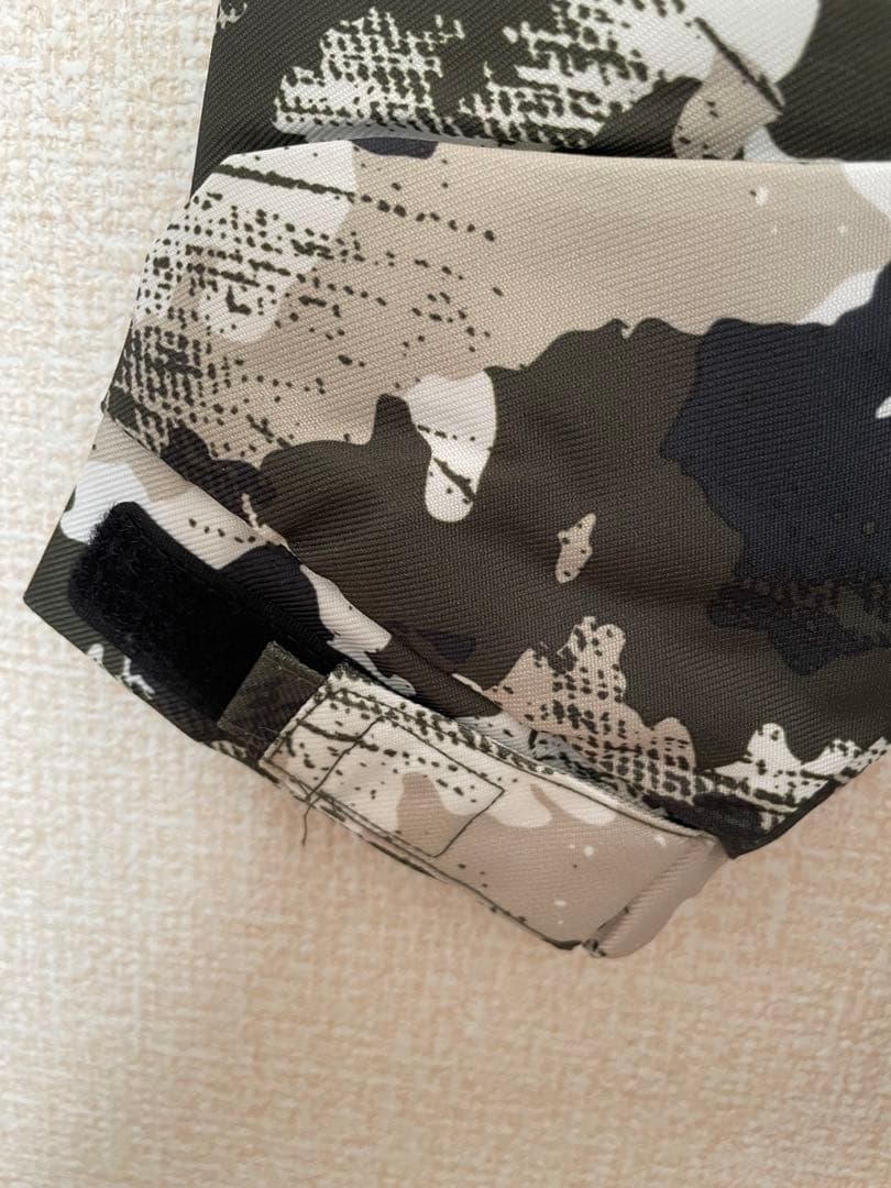 【新品タグ付き】スキーウェア 150