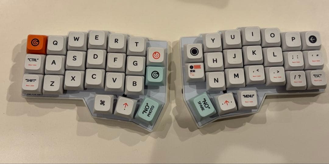 【新品】corne v4 cherry 白　keychron静音リニア　完成品