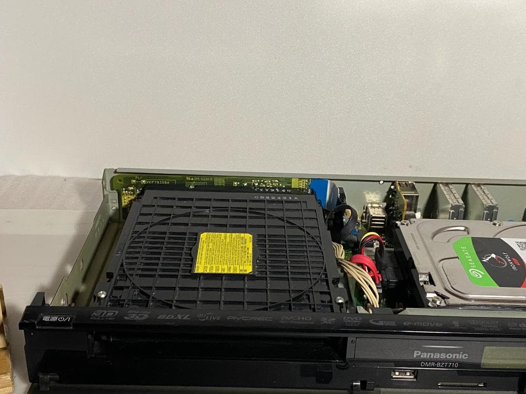 Panasonic　DMR-BZT710 「HDD:4TB　VXY2140」装着