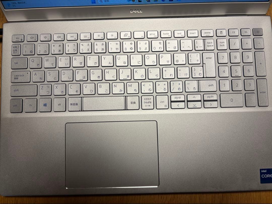 DELL inspiron5502 Core i7 1165G7 15.6インチ