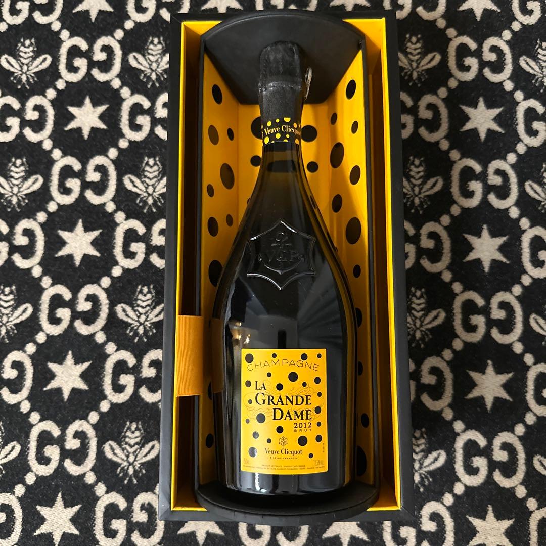 ヴーヴ クリコ ラ グランダム 草間彌生 2012 LA GRANDE DAME