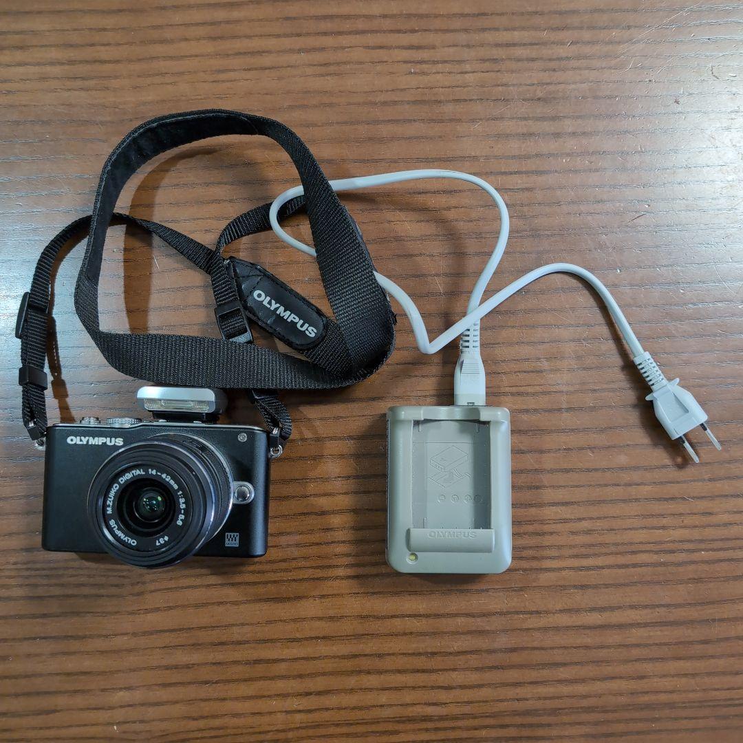U*s様 Olympos　デジタルカメラ　充電器付き