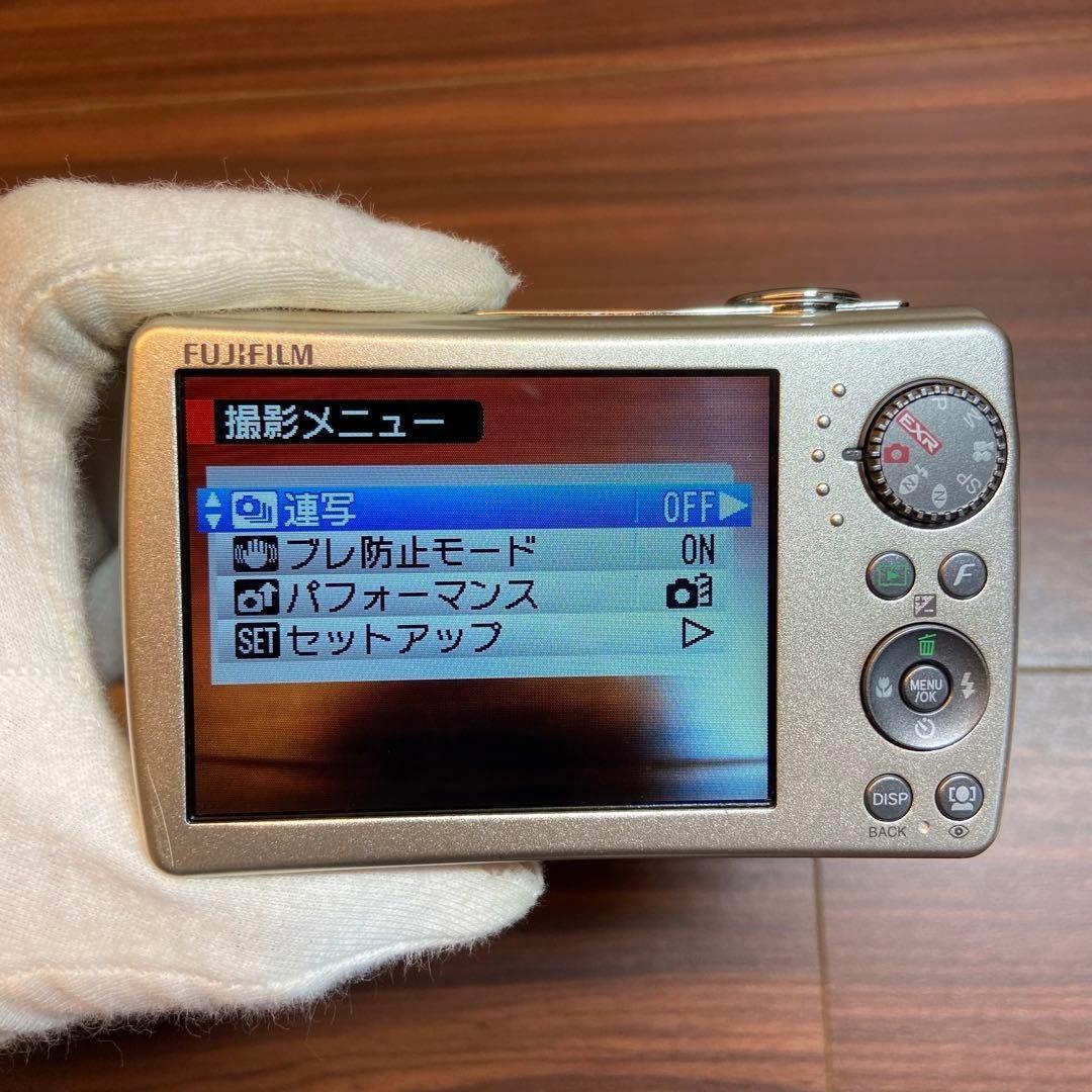 FUJIFILM FinePix F200 EXR デジカメ ほぼ新品 4641