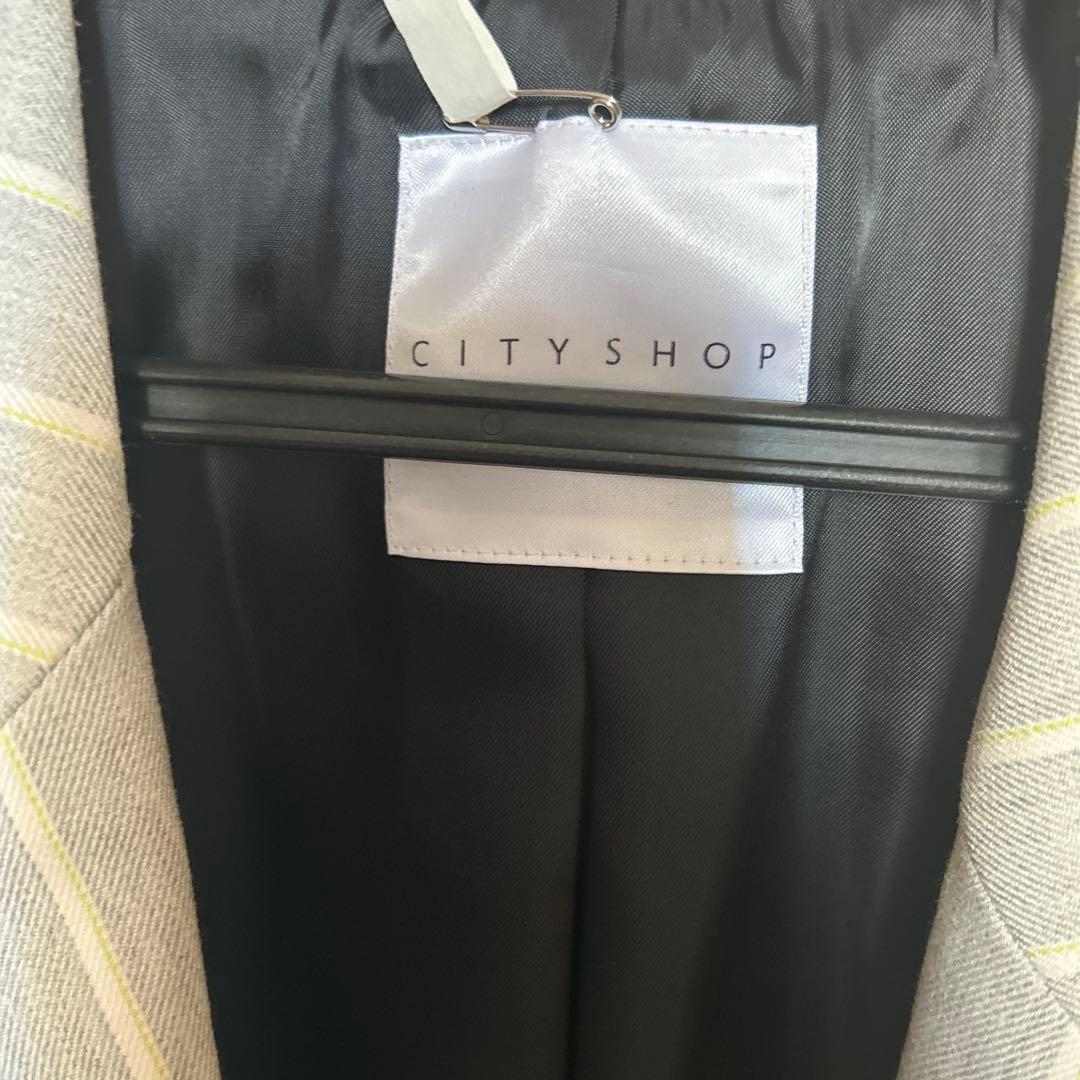 CITYSHOP グレー ストライプ テーラードジャケット　クリーニング済