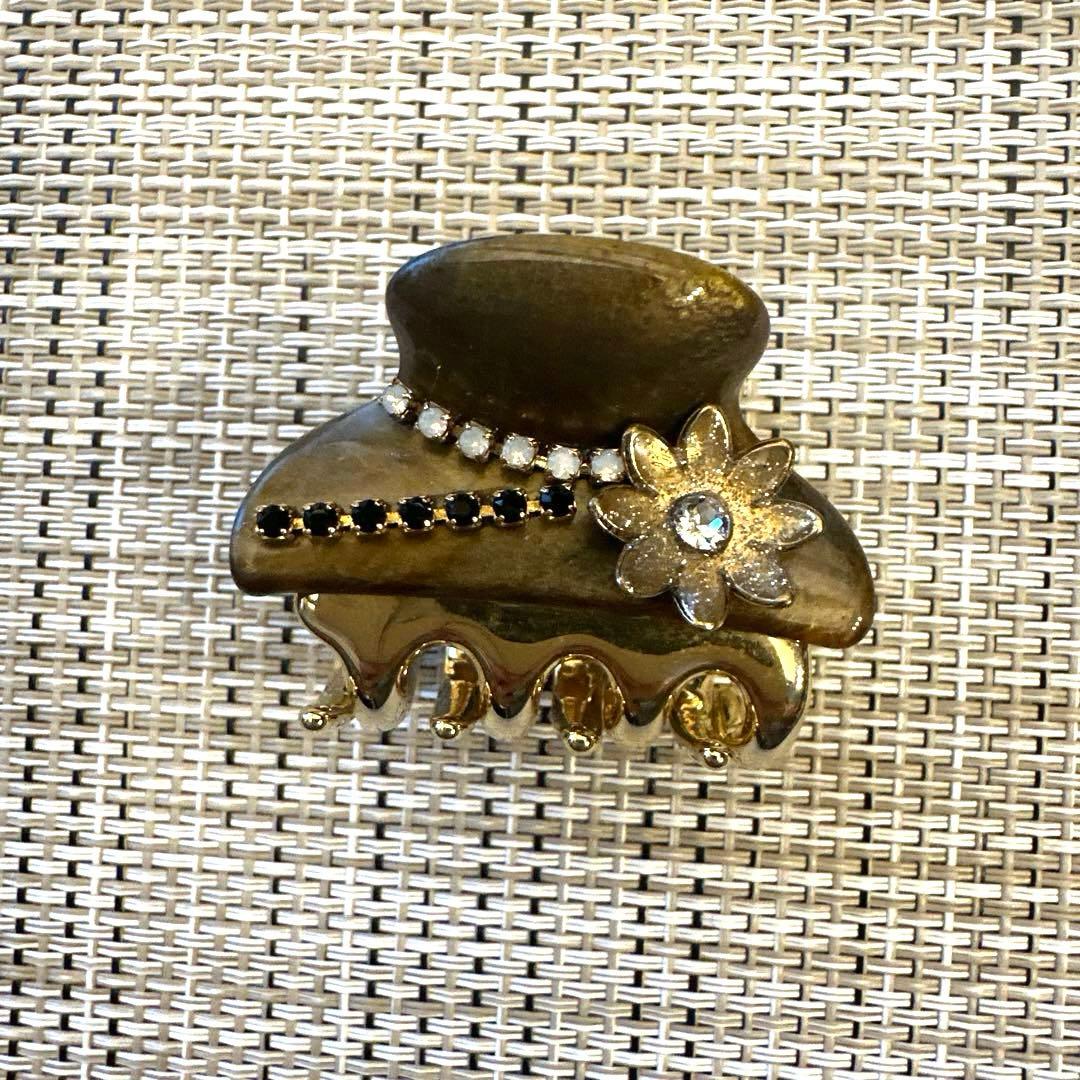 acca アッカ　クリップ　大小　2個セット 花柄　ゴージャスストーン　美品