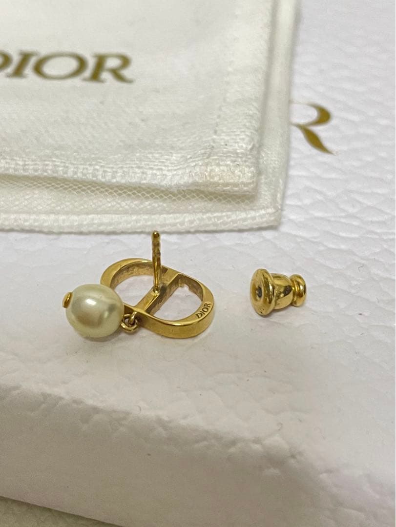 Dior petit CDピアス　片耳