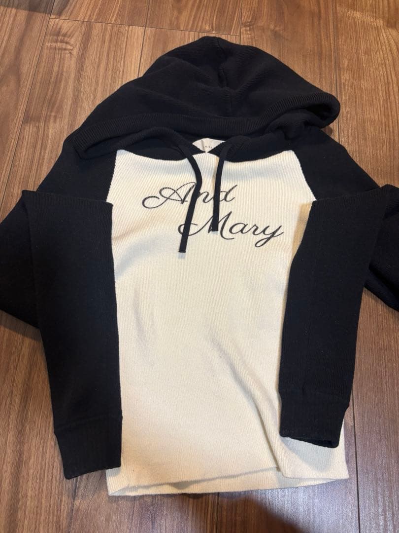 トップス andmary Letter mary logo tops Black