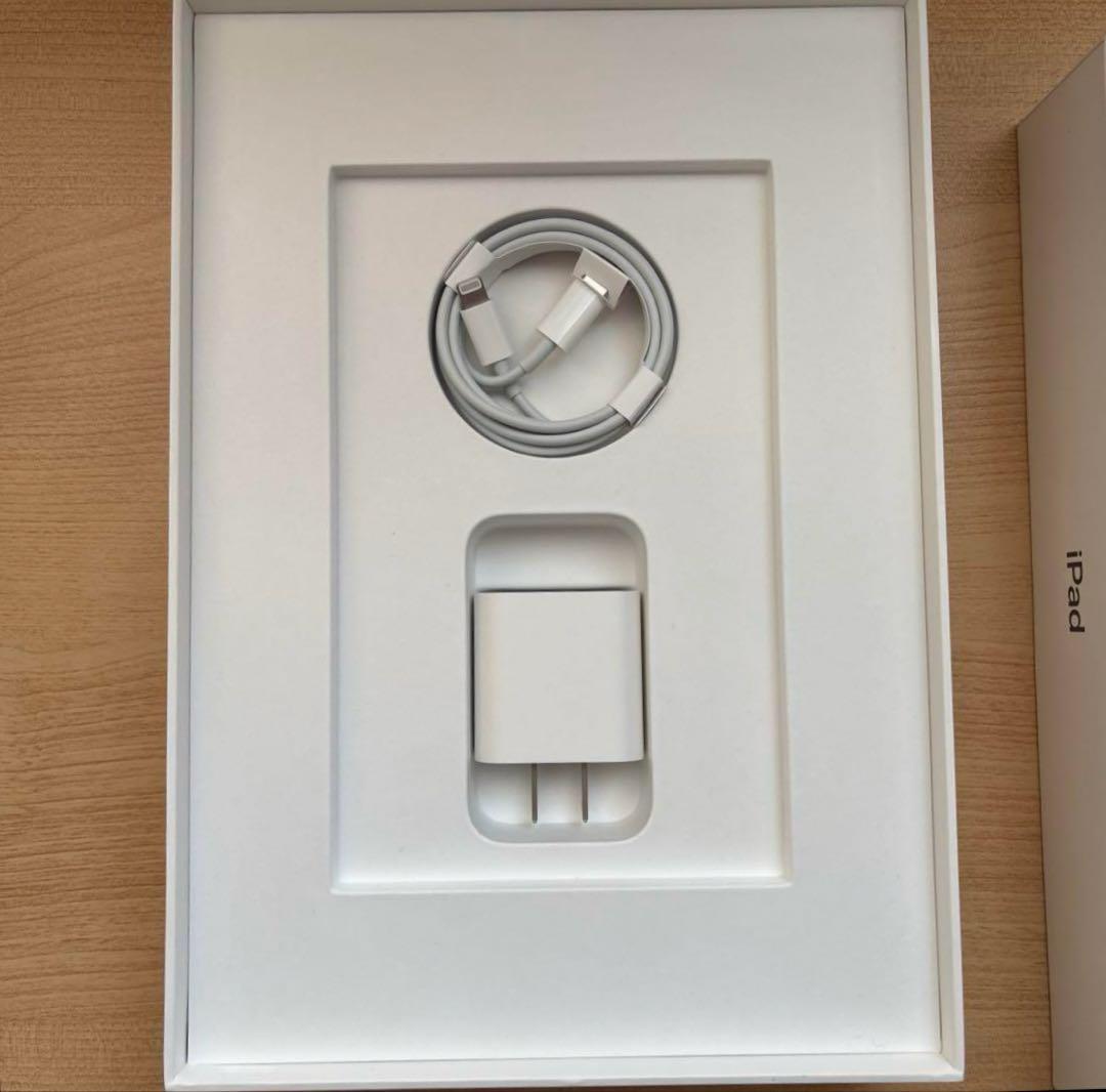 新品未使用 iPad 10.2 インチ　第9世代 - 64 GB - シルバー