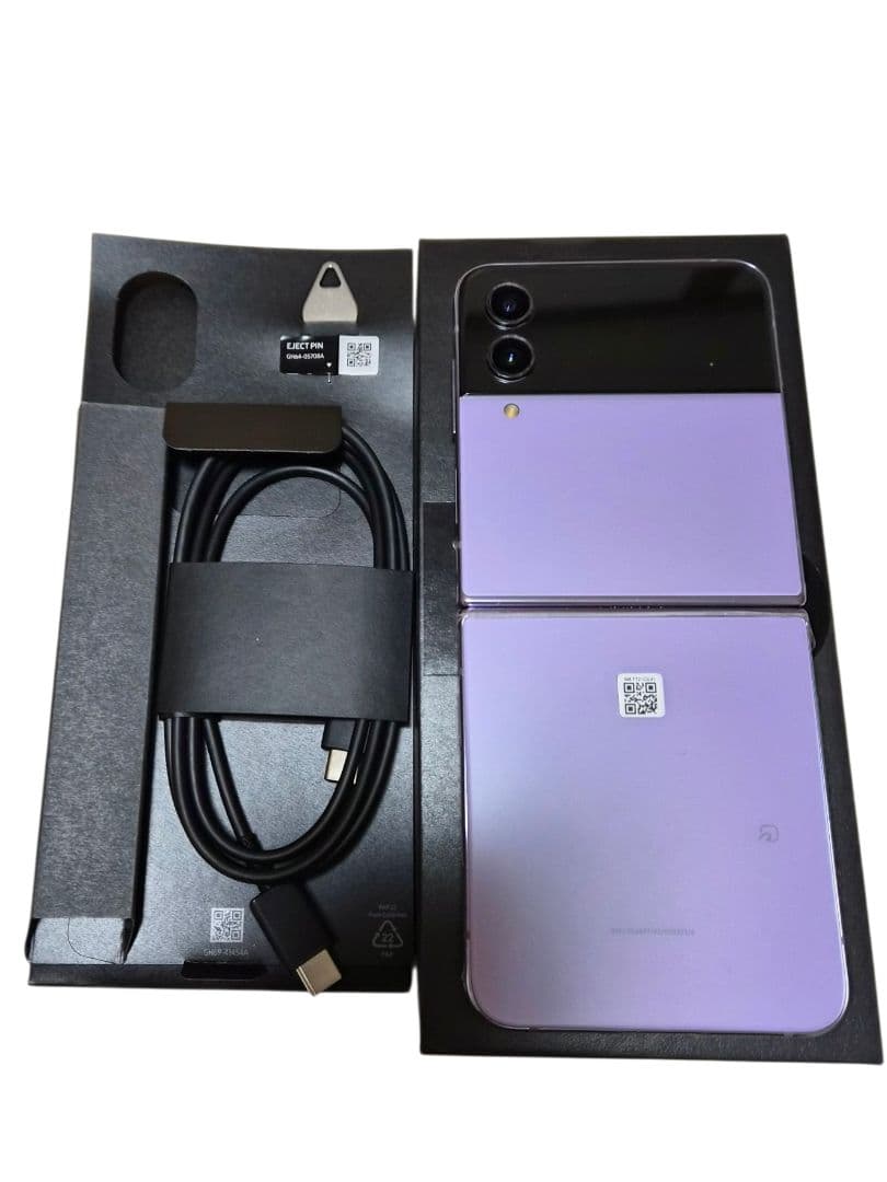 彩です。 Galaxy Z Flip4 ボラパープル 【超美品】