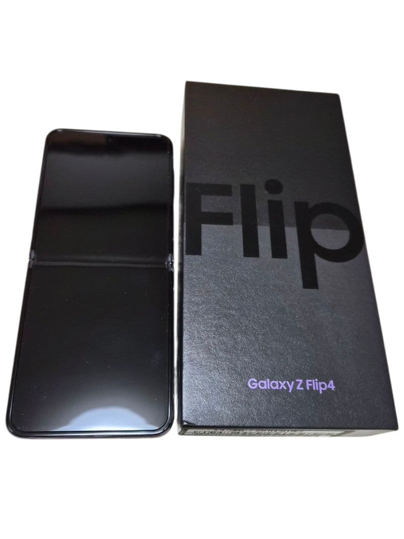 彩です。 Galaxy Z Flip4 ボラパープル 【超美品】