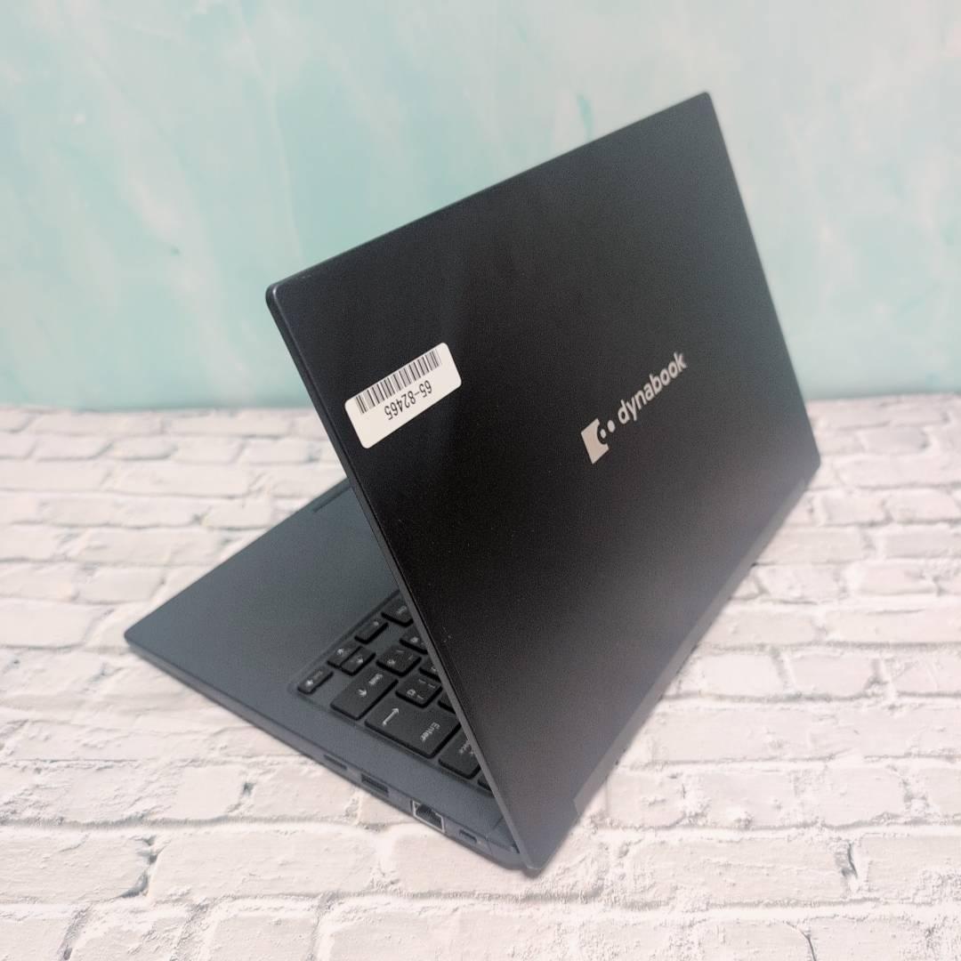 良品★Dynabook/11世代/薄型軽量/888g/8GB/Win11