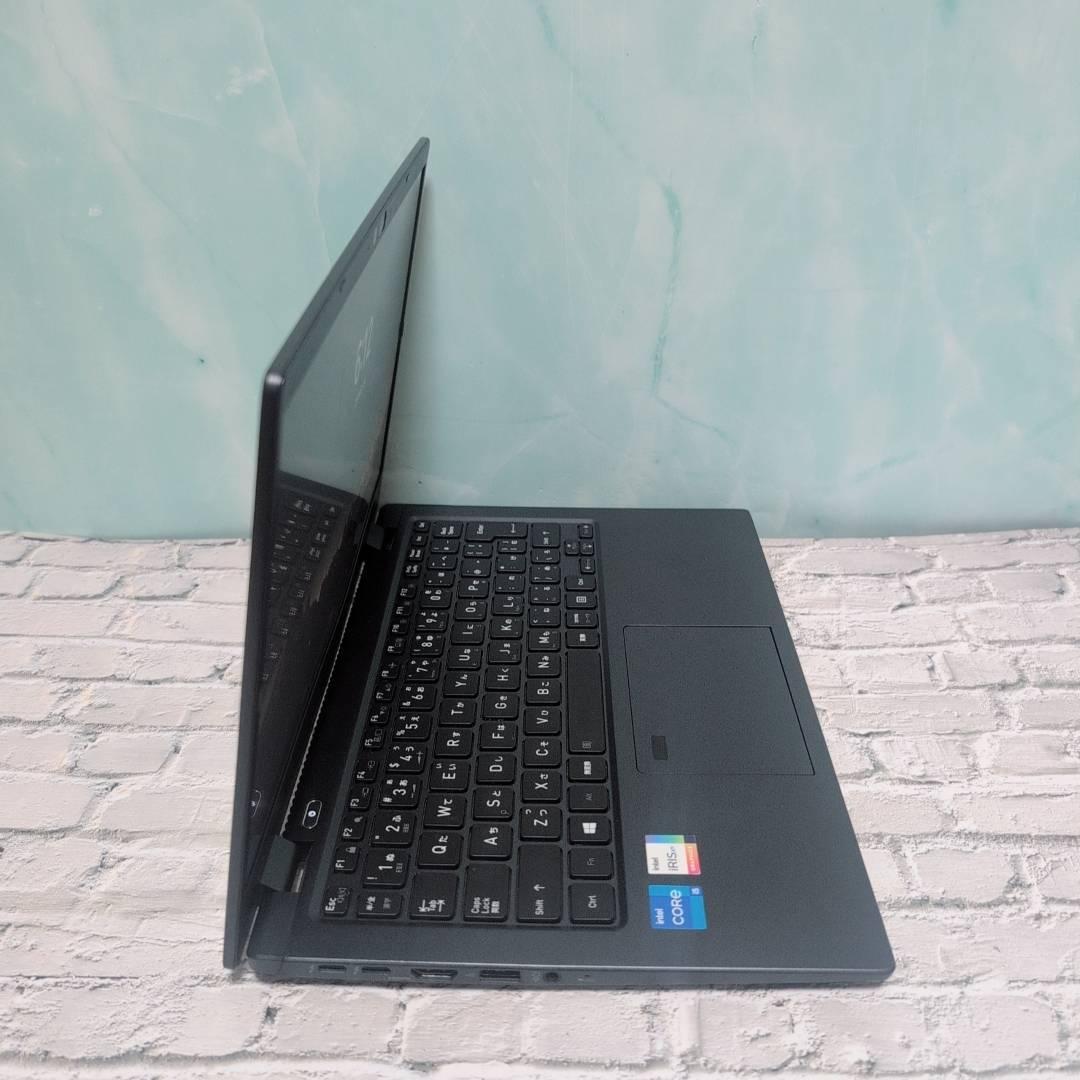 良品★Dynabook/11世代/薄型軽量/888g/8GB/Win11