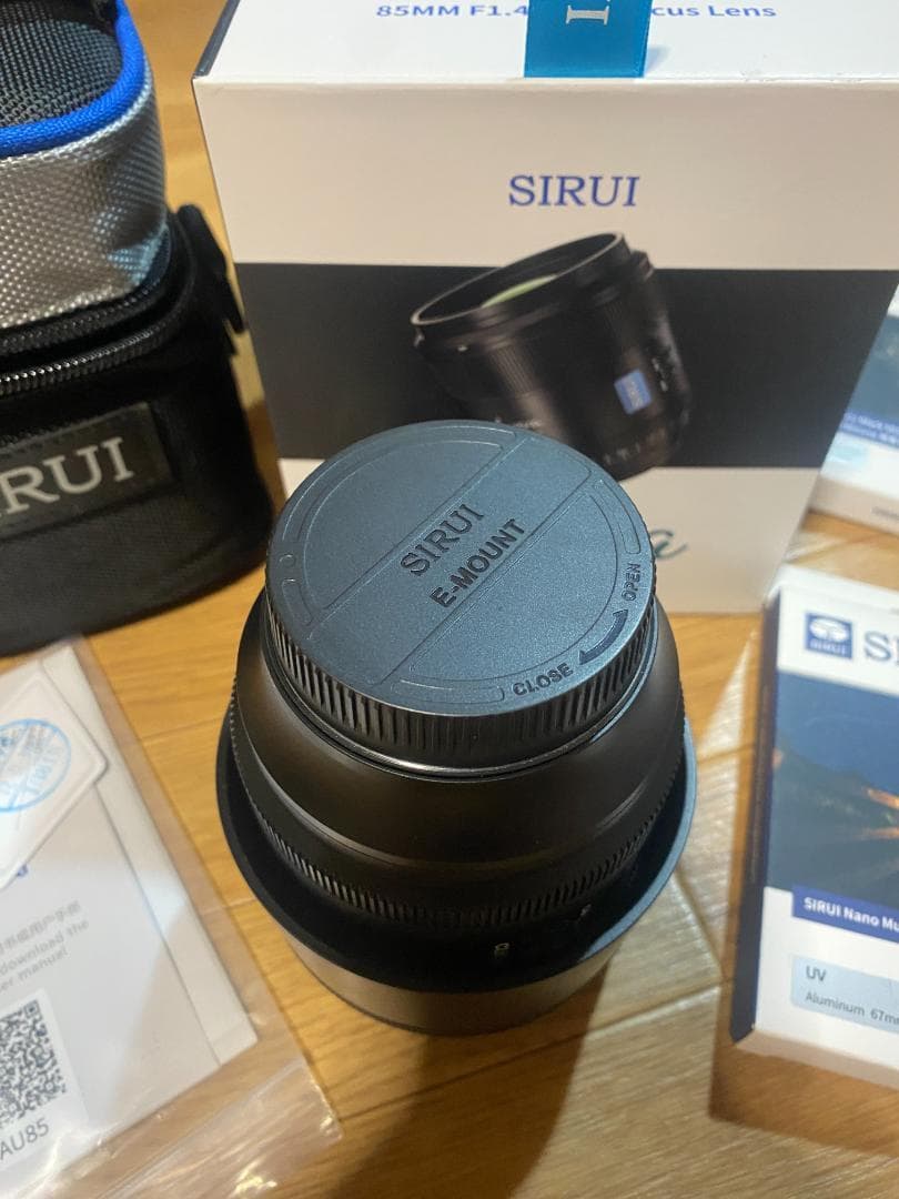 SIRUI AURORA AF 85mm F1.4 SONY eマウント