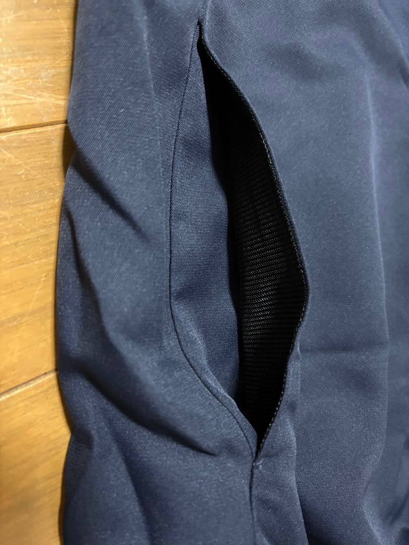 ウェア N,may  IN THE PAINT