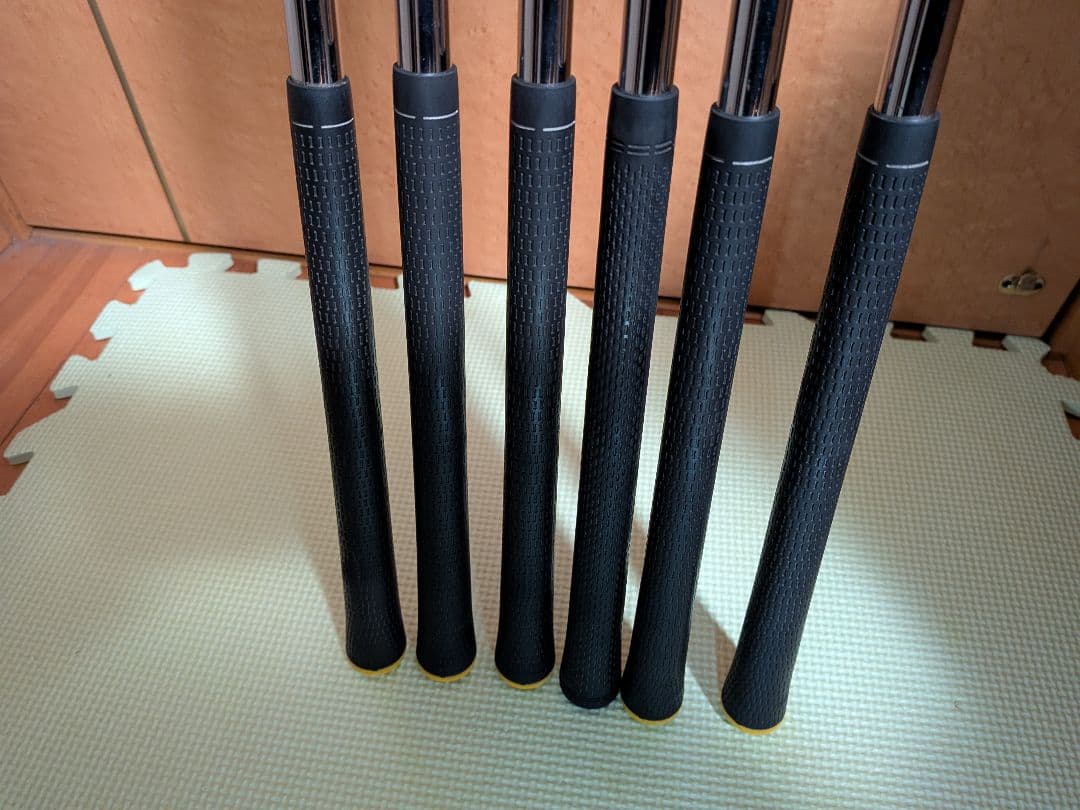 テーラーメイド　RBLADEZロアイアン5本 + Sim2 max アイアン7番