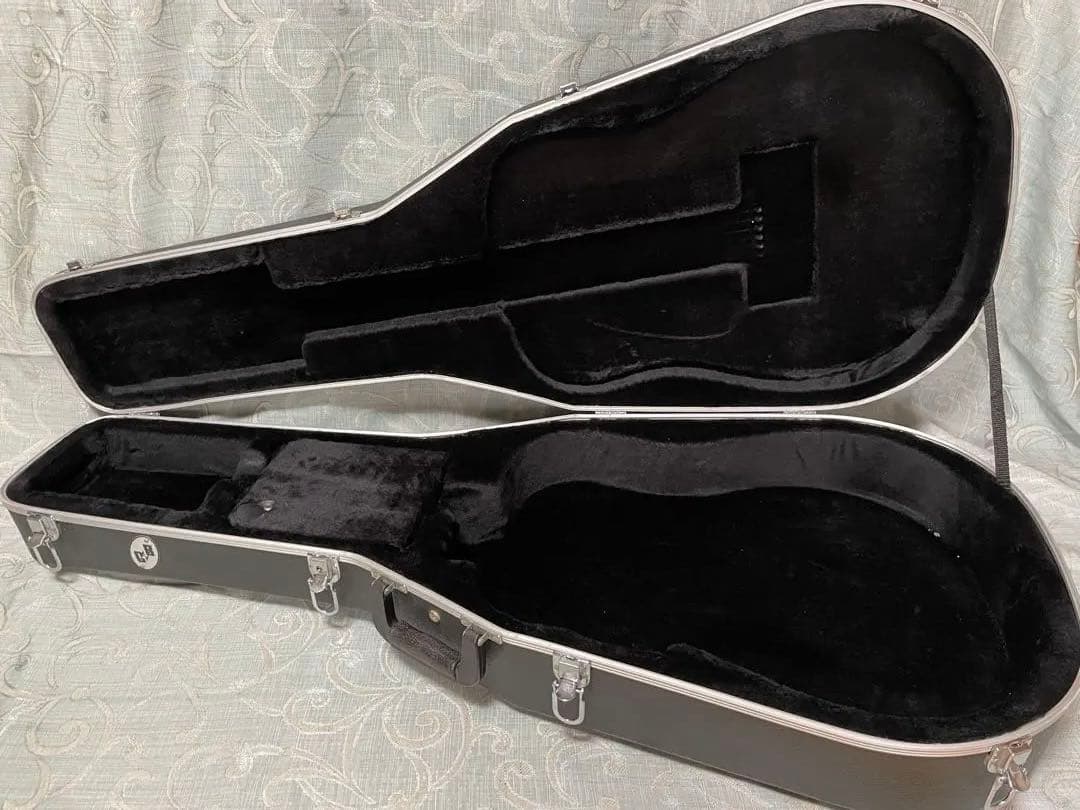 アコースティックギター ハードケース、チューナー付き