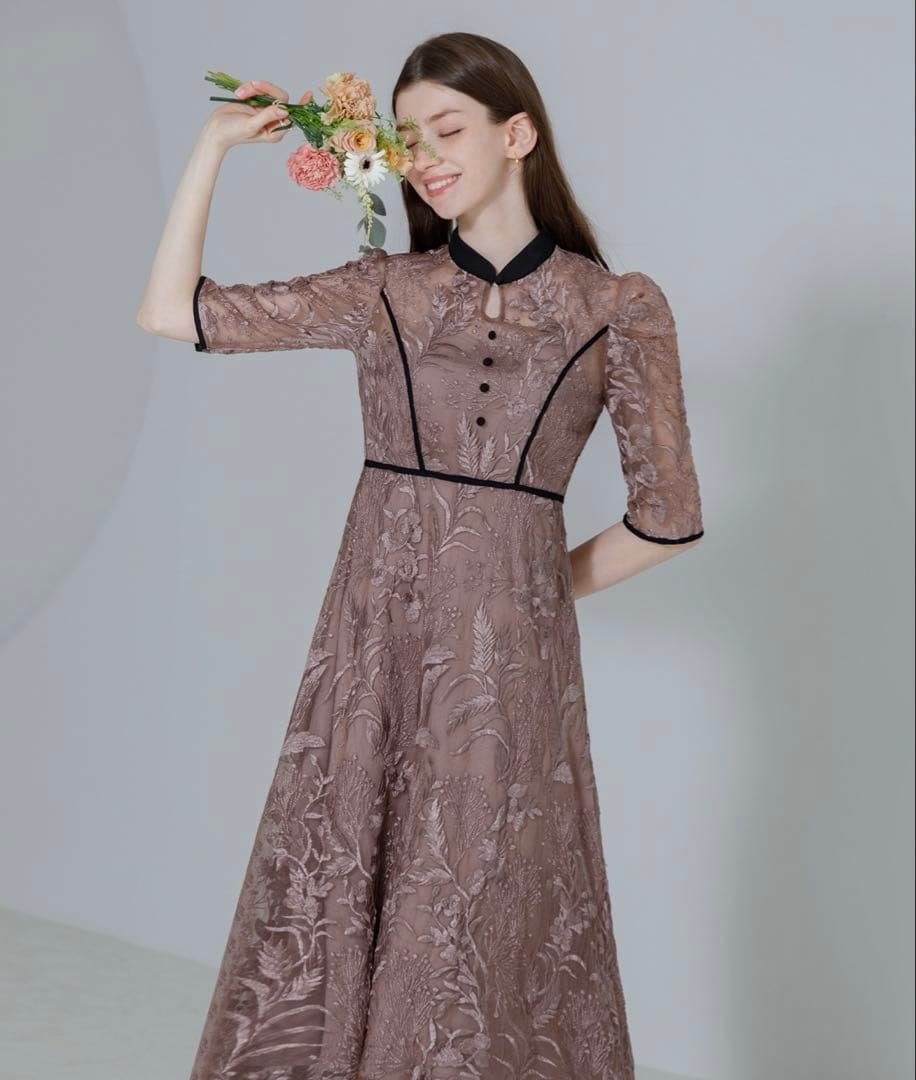 花柄刺繍レースチュールパフスリーブウエストマークプチハイネックAラインワンピース