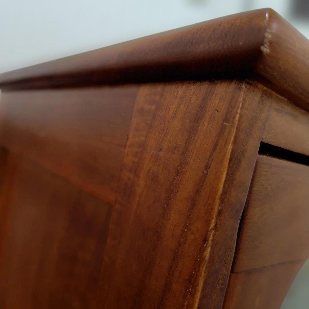 木製チェスト ガラスパネル付き