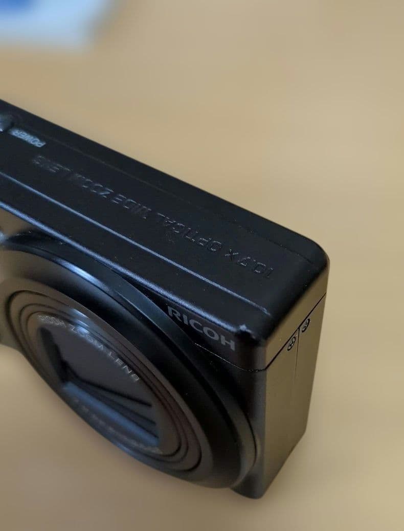 RICOH　CX4 デジタルカメラ