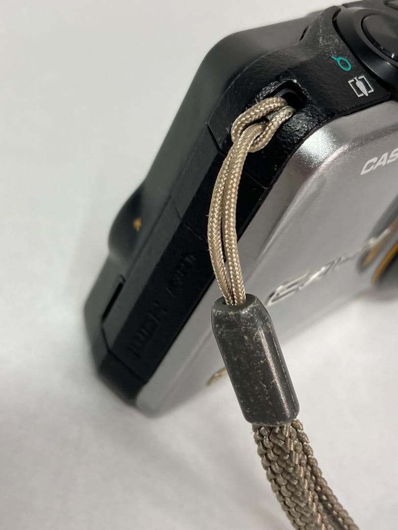 CASIO EXILIM EX-ZR10 デジタルカメラ シルバー