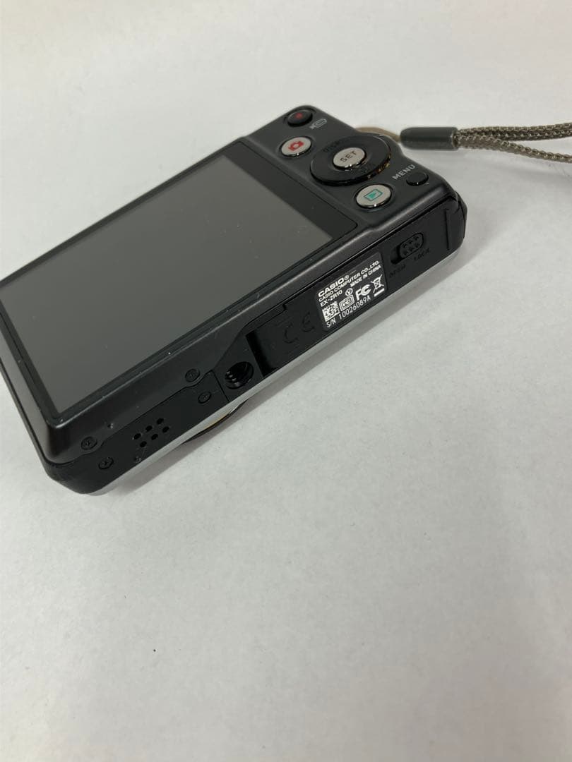 CASIO EXILIM EX-ZR10 デジタルカメラ シルバー