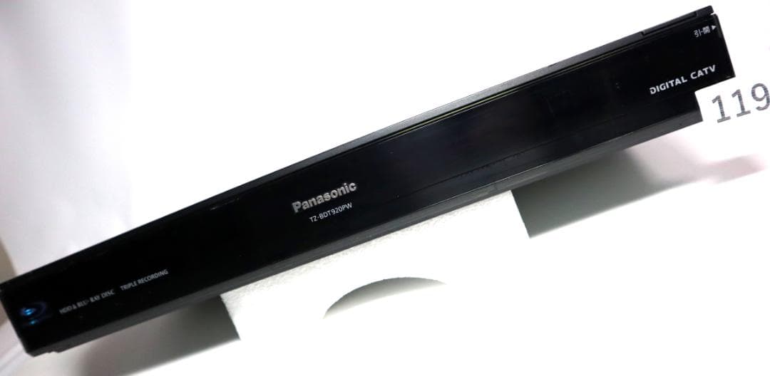 ②Panasonic TZ-BDT920PW ブルーレイレコーダー リモコン2種