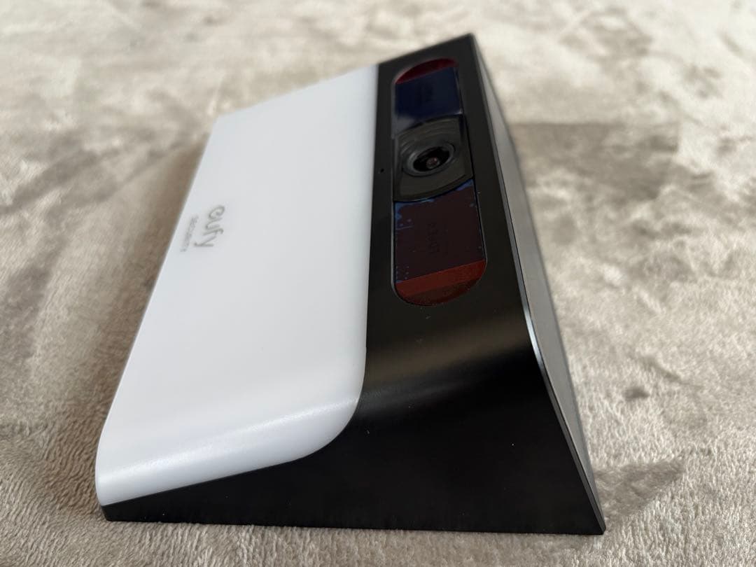 【美品】Anker Eufy Solar Wall Light Cam S120