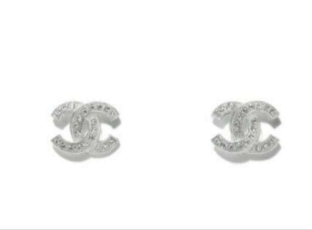 CHANELシャネル　ピアス　シルバー 片耳