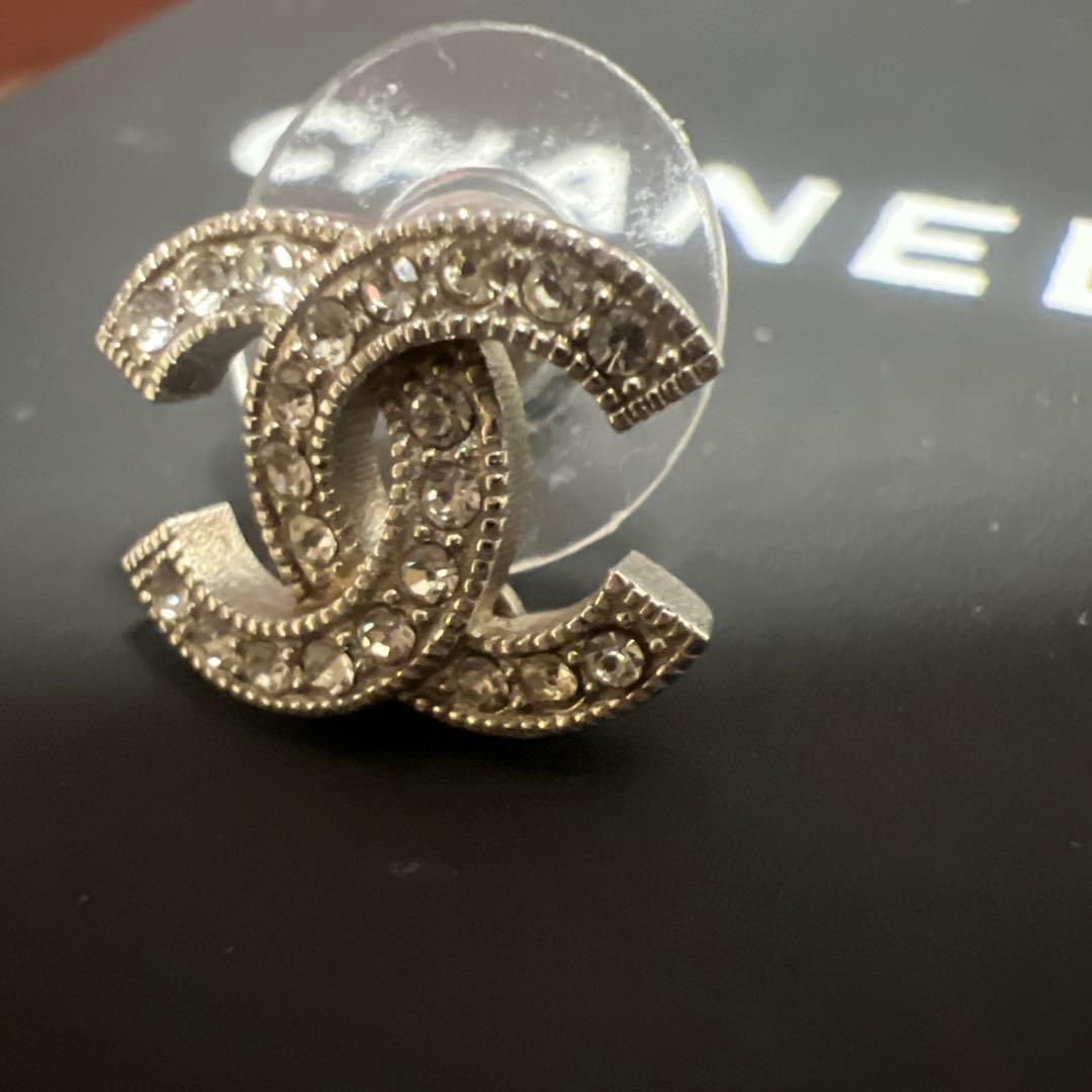 CHANELシャネル　ピアス　シルバー 片耳