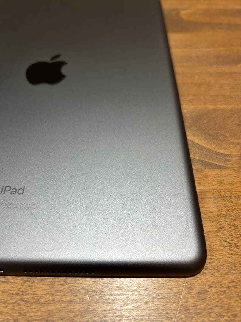 Apple iPad スペースグレー 第七世代　128GB