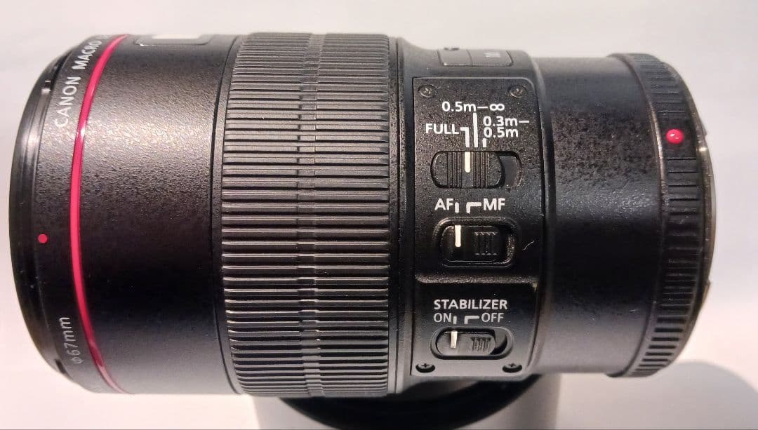 【美品】キヤノン　EF100mm F2.8L マクロ IS USM