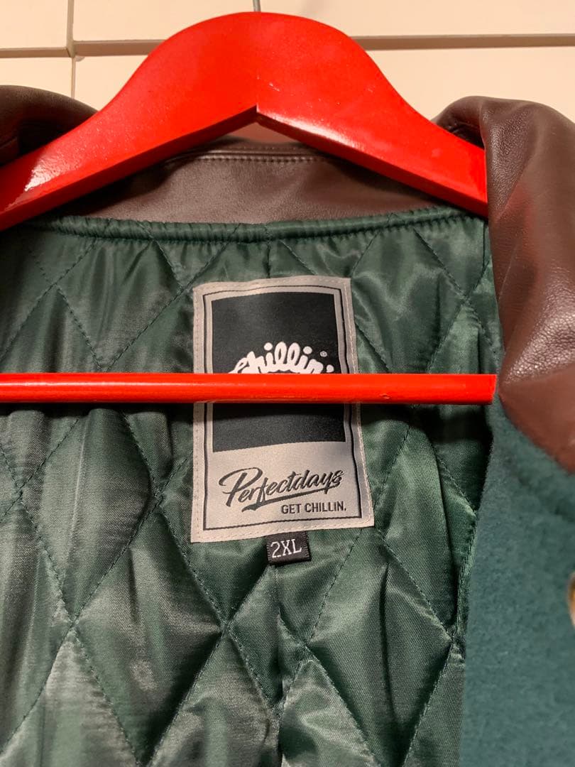 【CHILLIN'】LIVE2 CHILL スタジアムジャケット　グリーン