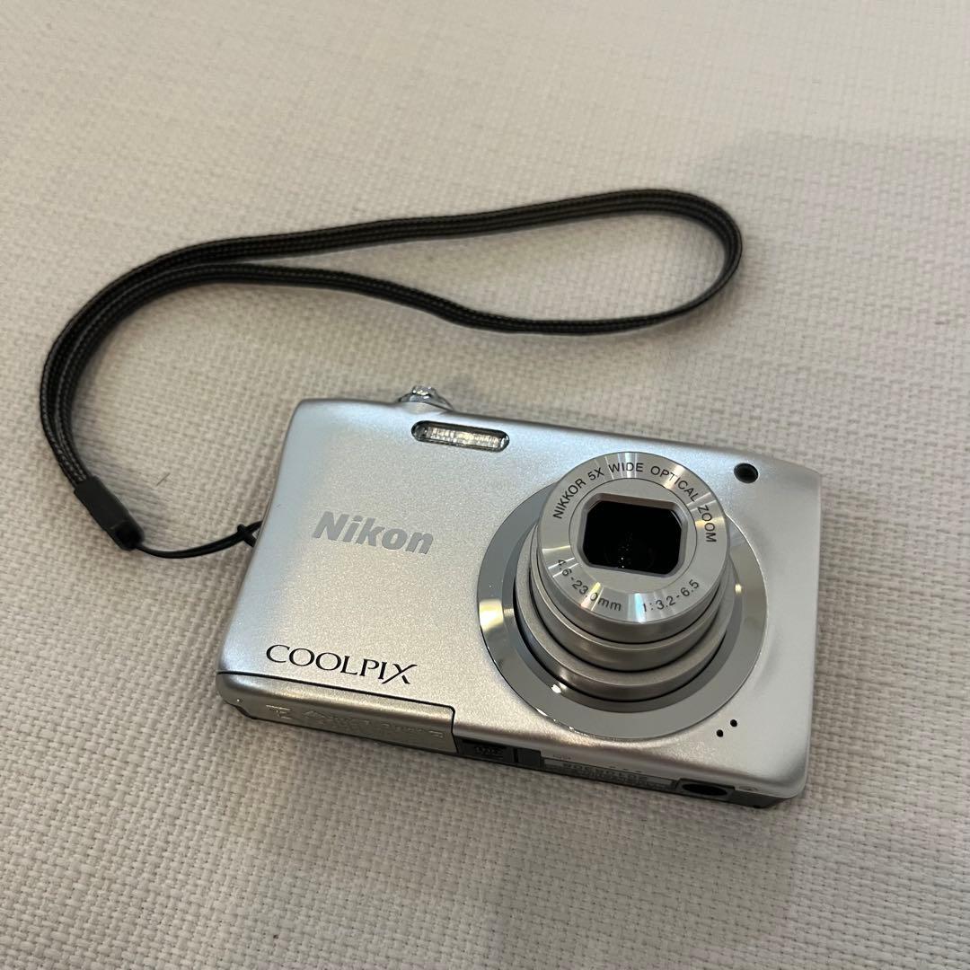 デジタルカメラ Nikon COOLPIX A100
