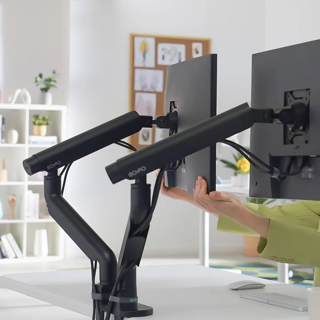 cofoデュアルモニターアーム ホワイト　限定的に値下げします。値下げ。